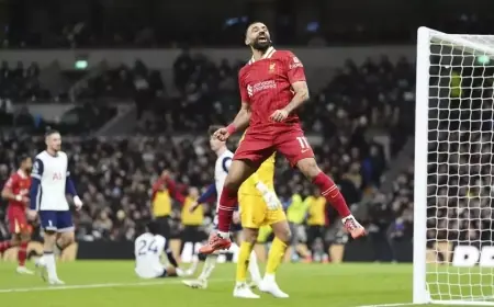 Hujan Gol di London, Liverpool Dominasi Tottenham 6-3, The Reds Kokoh Puncaki Tahta Liga