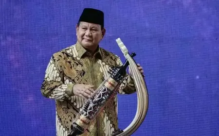 Ucapkan Semangat Natal, Prabowo Ajak Bangun Indonesia Emas 2045