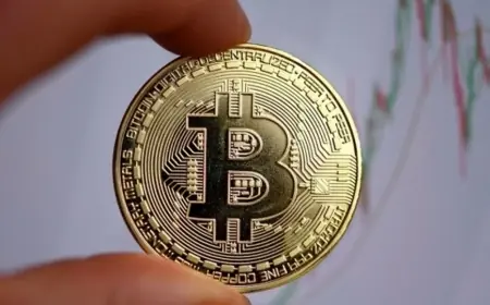 Bitcoin Terjun Bebas, Prediksi Kebijakan AS Picu Kejatuhan Pasar Kripto