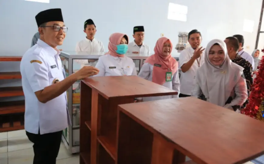 Dukung Program OPOP, Pemkot Probolinggo Hibahkan Alat Usaha ke Pesantren