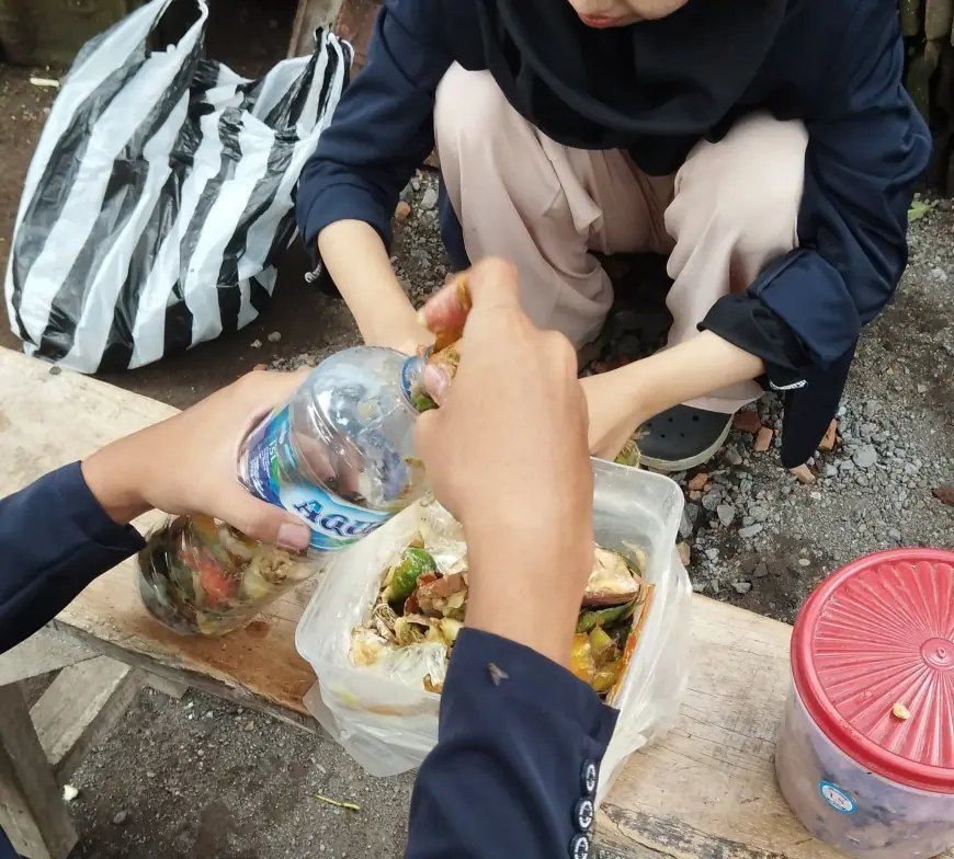 Mahasiswa UM Sulap Sampah Jadi "Emas Hijau"