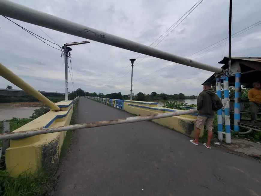 Konstruksi Retak, Jembatan Alternatif Mojokerto-Jombang Ditutup