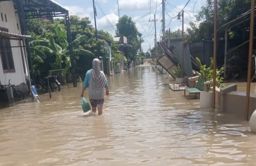 Jombang Diselimuti Banjir, 6 Kecamatan Tenggelam