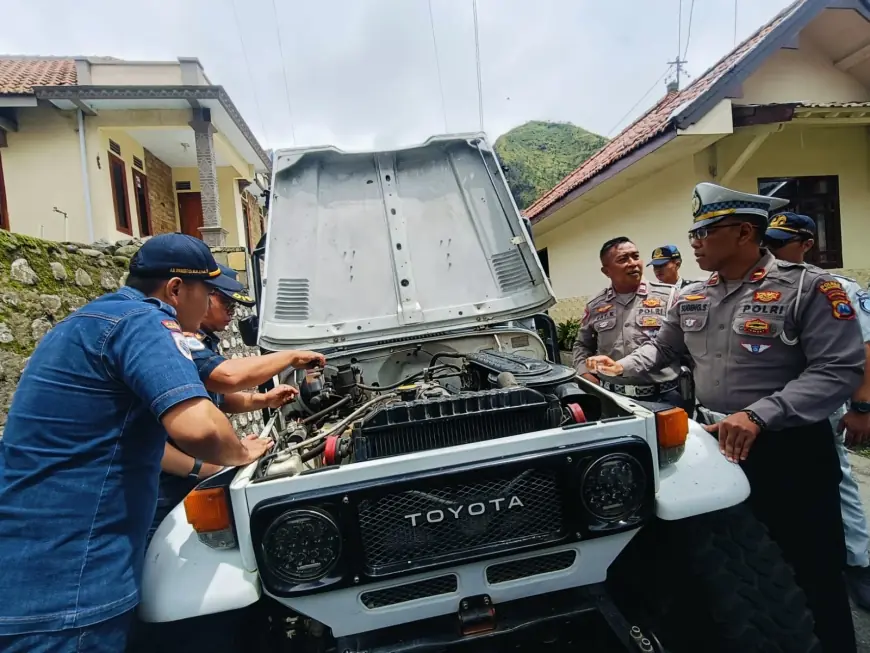 Libur Nataru, Polres Probolinggo Lakukan Ramp Check Kendaraan Wisata Bromo