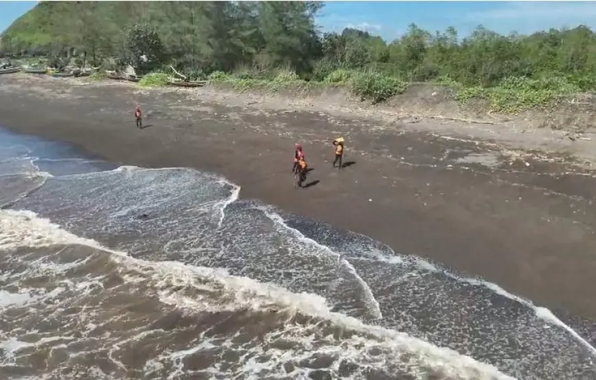 Gunakan Drone, Jenazah Nelayan Korban Kapal Karam di Jember Ditemukan