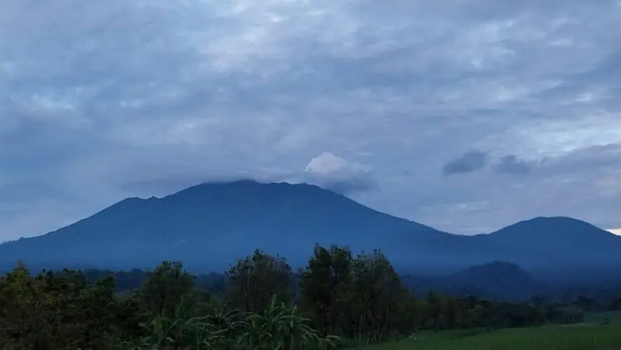 Aktivitas Gunung Raung Meningkat, Waspada Bahaya Erupsi