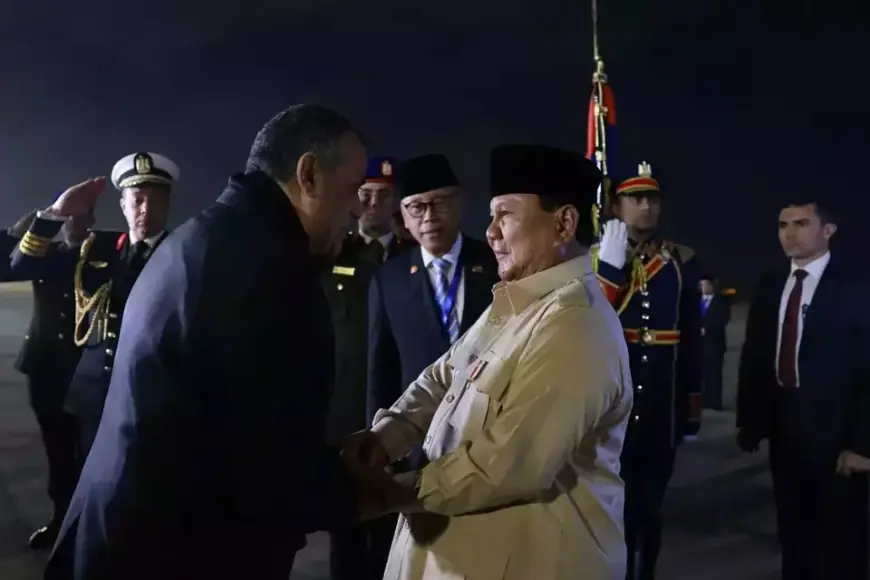 Presiden Prabowo Tiba di Mesir untuk Hadiri KTT D-8 dan Bertemu Presiden El-Sisi