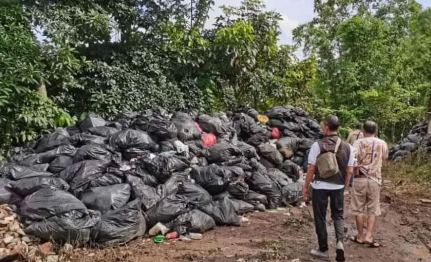 Dusun Durek Desa Giripurno Kota Batu Digegerkan Tumpukan Sampah