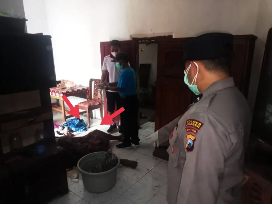 Diduga Terpeleset, Warga Jember Ditemukan Membusuk di Depan Toilet