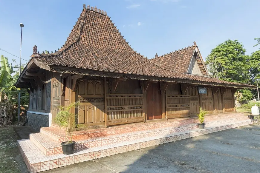 Omah Joglo Darmo Menggolo, Warisan Budaya Tertua di Ngawi sejak 1750