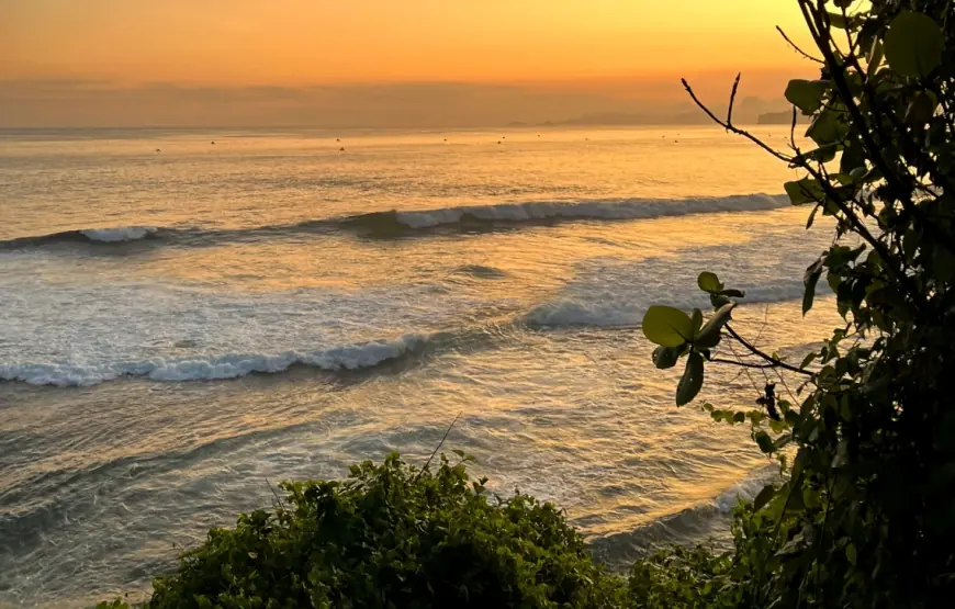 Pantai Pacar, Destinasi Tersembunyi yang Menawarkan Keindahan Alam di Tulungagung