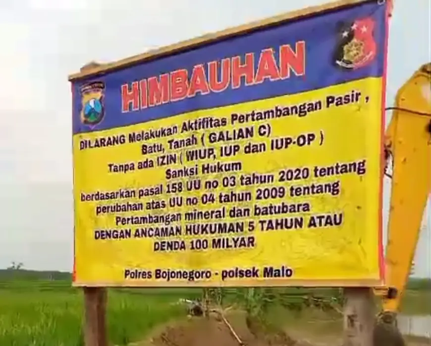 Abaikan Papan Larangan Polisi, Penambang Pasir Bojonegoro Diduga Dibekingi Aparat