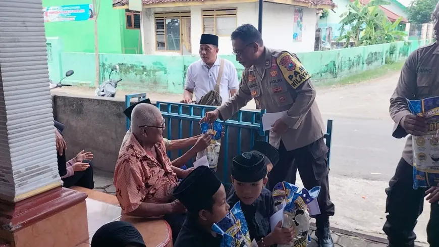 Polisi Sayang Anak Yatim, Polsek Baron Donasikan Gaji Untuk Santunan