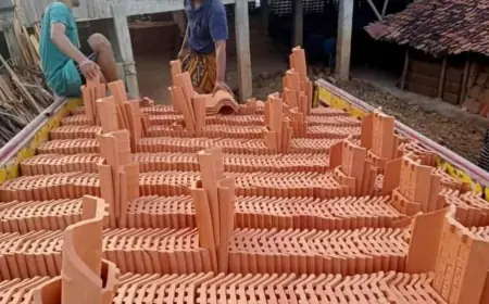 Produksi Terhambat, Perajin Genteng di Sampang Minta Pemerintah Beri Solusi