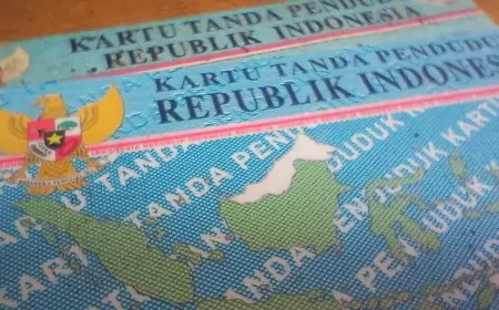 Haruskah Terbitkan KTP, Bayar Petugas? 