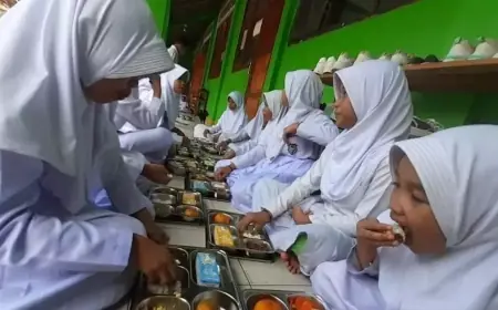 Fakta di Balik Program Makan Bergizi Gratis yang Diluncurkan Hari Ini
