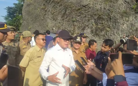 Kunjungi Sampang, Wamendagri Sebut Waduk Klampis Jadi Penunjang Swasembada Pangan