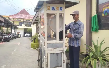 Kenaikan Harga LPG 3 Kilogram Dikeluhkan PKL di Sampang