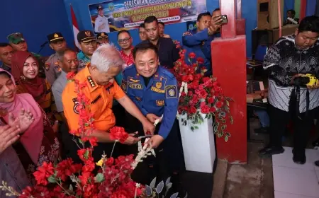 Resmikan Pos Pantau di Desa Mlorah, Pj Bupati Nganjuk Ingatkan Jaga Kekompakan Damkar
