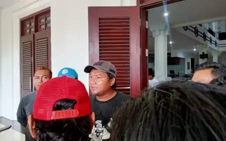 Aksi Damai di Malang Serukan Semua Pihak Hormati Keputusan MK