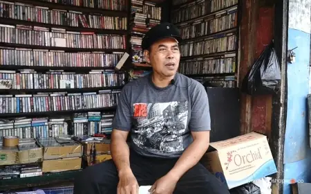 Melodi Nostalgia, Kisah Cak Tono dan Kios Kaset Pita di Malang