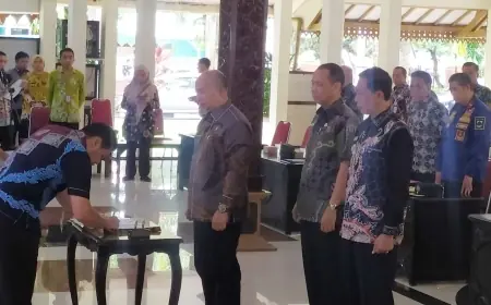 Pj Bupati Bondowoso dan Seluruh OPD Teken Perjanjian Kinerja, Ini Tujuannya