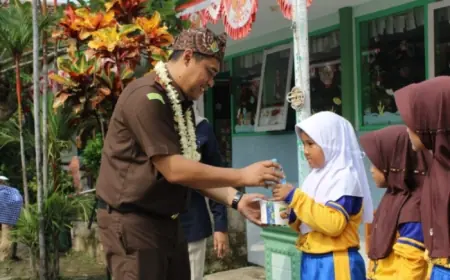 Sasar Pelajar SD, Kejari Probolinggo Gandeng Swasta Realisasikan MBG