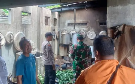 Pabrik Lontong di Jombang Terbakar, Pemilik Rugi Rp 30 Juta