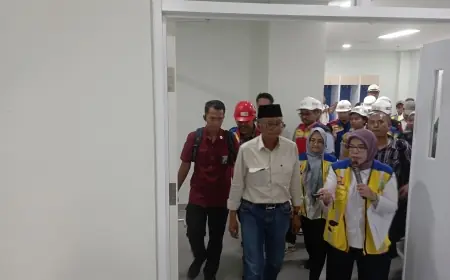 Dikunjungi Menteri PU, Stadion Kanjuruhan Malang Siap Diresmikan