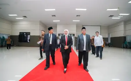 Khofifah Apresiasi Mahasiswa Doktoral Penerima Beasiswa LPPD di UIN KHAS Jember
