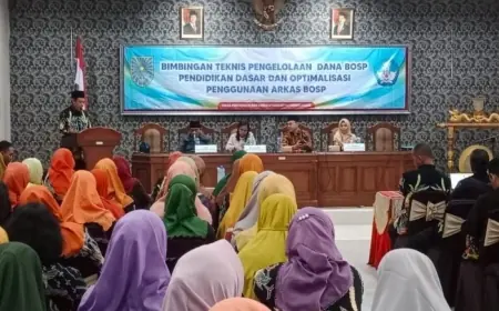 Disdikbud Kota Probolinggo Gandeng DPRD Maksimalkan Penggunaan Dana BOSP Melalui Bimtek