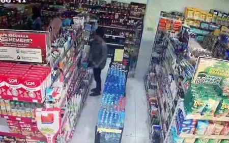 Pria Paruh Baya Ketahuan Mengutil di Toko Retail Junrejo Kota Batu