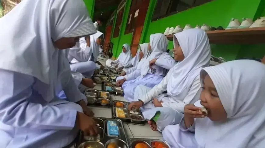 Fakta di Balik Program Makan Bergizi Gratis yang Diluncurkan Hari Ini