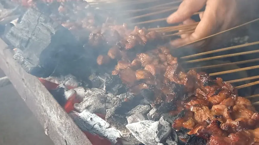 Sate Klampok dan Gulai Kepala Kambing Muda Jadi Kuliner Legendaris di Probolinggo