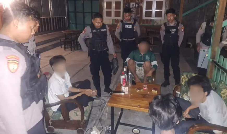 Pesta Miras di Kafe Mojokerto, Empat Remaja Digulung, Dua di Antaranya Mahasiswa