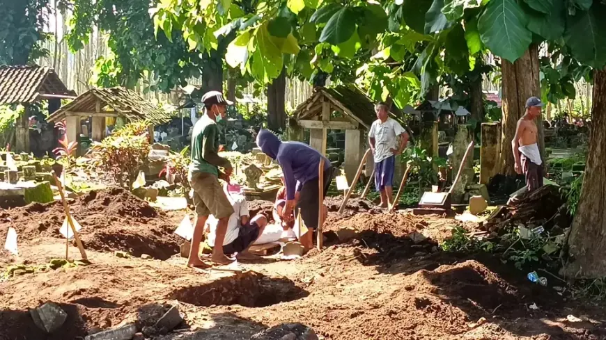 Demi Pembangunan Jalan, 486 Makam di Blitar Dibongkar