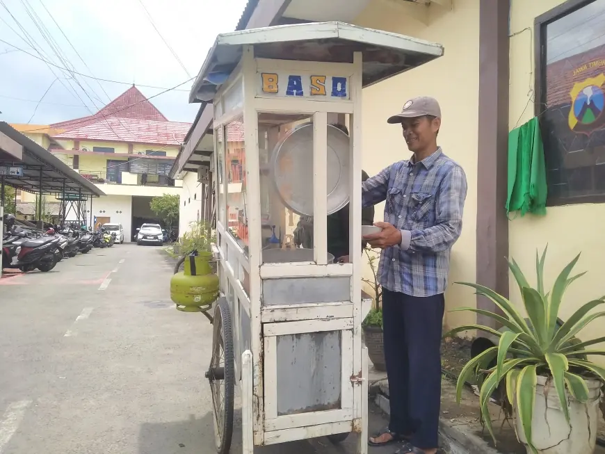 Kenaikan Harga LPG 3 Kilogram Dikeluhkan PKL di Sampang