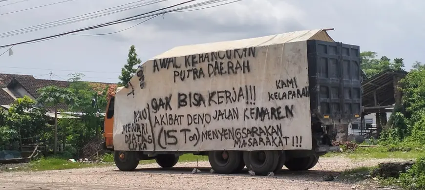 Pasca Demo Jalan Raya di Jember, Nasib Sopir Truk Material Kini Terkatung-katung