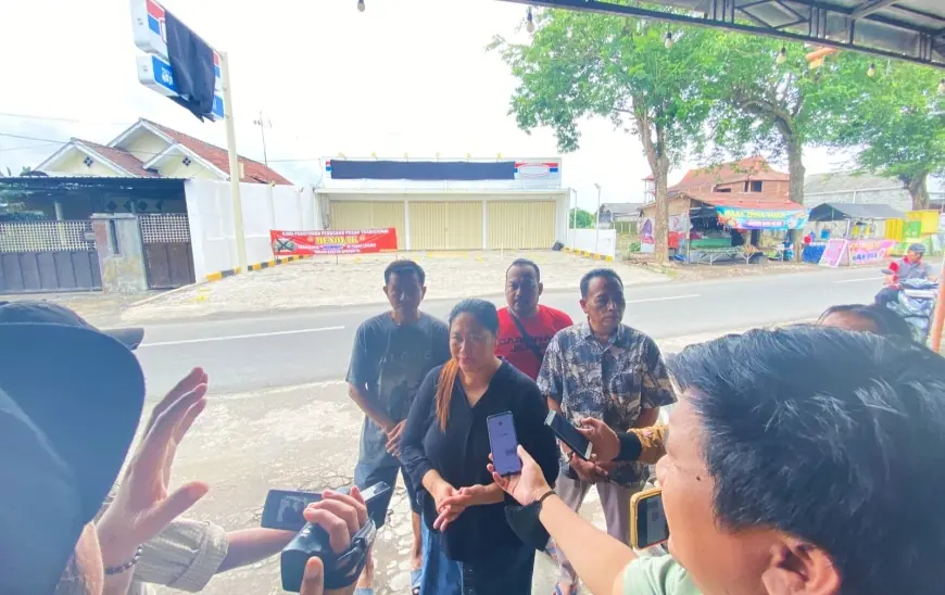 Pedagang Pasar Lojejer Jember Tolak Keberadaan Indomaret di Wilayahnya
