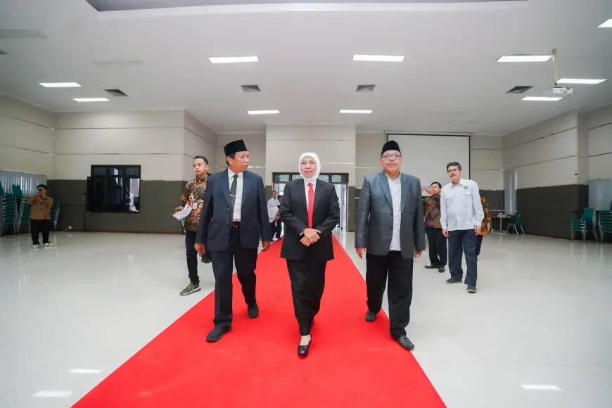 Khofifah Apresiasi Mahasiswa Doktoral Penerima Beasiswa LPPD di UIN KHAS Jember