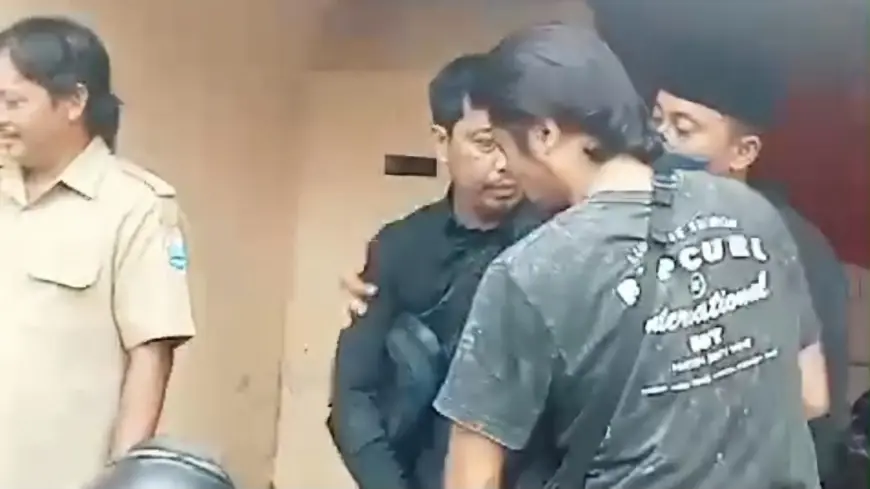 Diduga Peras Kades, Dua Oknum Wartawan di Probolinggo Diringkus Polisi