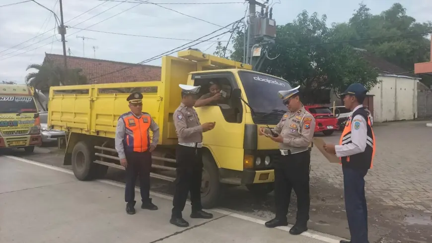 Kerap Abaikan Uji Kir, 75 Kendaraan Terjaring Operasi Gabungan di Nganjuk