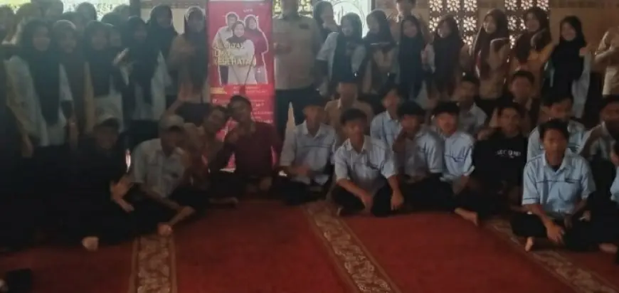 Kunjungi Dua Sekolah di Jember, FIKES UMM Beri Edukasi Penanganan Cedera Olahraga