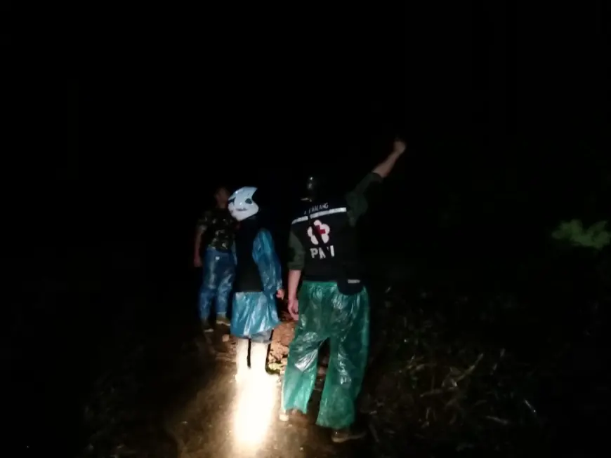 Longsor di Pujon Malang Tutup Akses Jalan Utama dan Rumah Warga