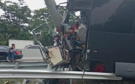 Jejak-Jejak Tragedi Kecelakaan Bus Brimob di Tol Purwodadi Pasuruan