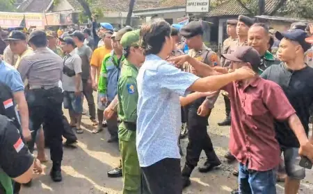 Tuntut Perbaikan Jalan Rusak akibat Truk Tambang, Aksi Demo di Pasuruan Berujung Ricuh