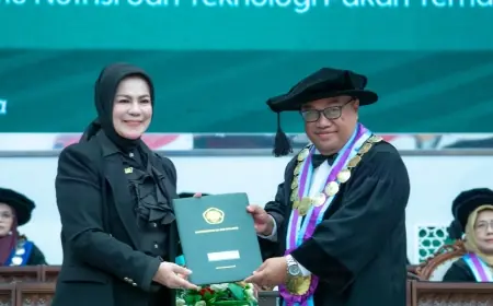 Pengukuhan Tiga Guru Besar Unisma, Diapresiasi Kepala LL Dikti