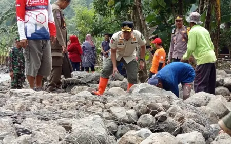 Tak Bisa Dilewati Roda 4, Pemkab Bondowoso akan Buka Akses Jalan Menuju Desa Wonoboyo