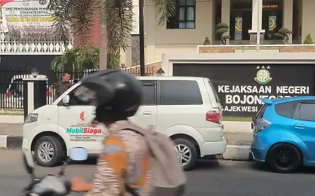 Sidang Perdana Dugaan Korupsi Mobil Siaga Desa Ditunda Karena Alasan Teknis