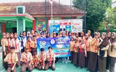 Dukung Program MBG, IWAPI Kota Probolinggo Bagikan Nasi Kotak ke Anak-Anak Difabel